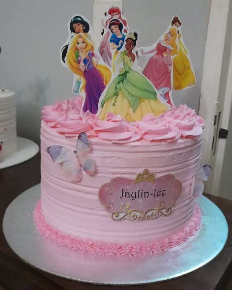 Kids birthday cake